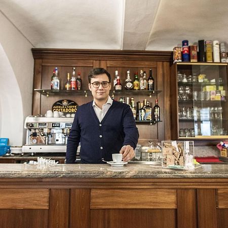 Locanda Italia Serralunga d'Alba Kültér fotó