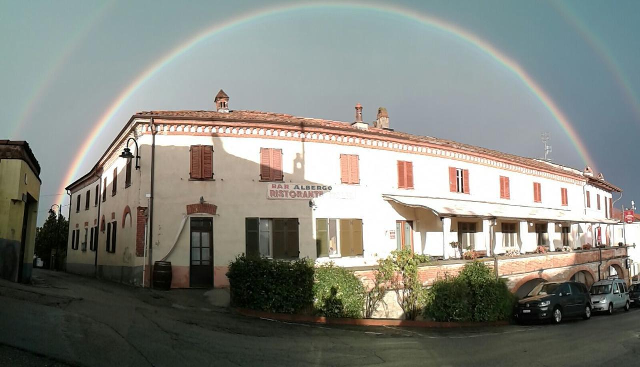Locanda Italia Serralunga d'Alba Kültér fotó